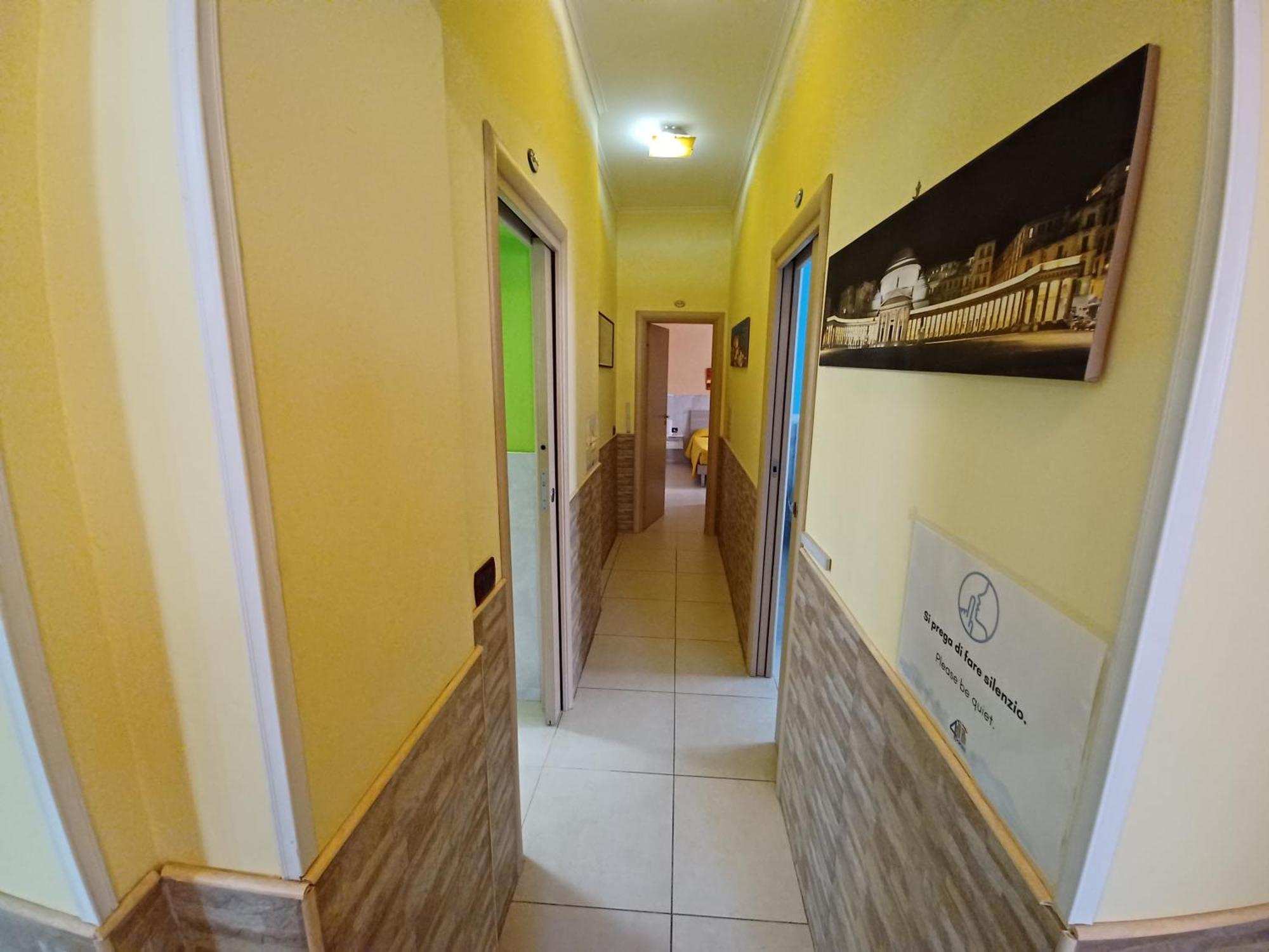 B&B Quattro Palazzi Napoli Centro Nápoles Exterior foto