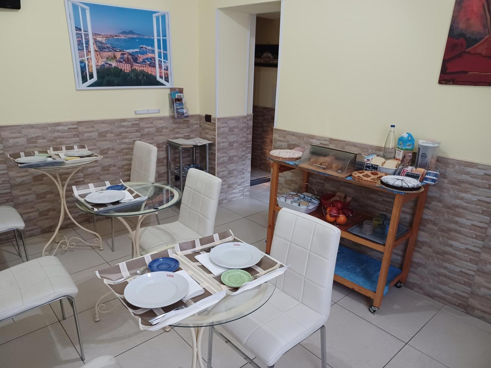 B&B Quattro Palazzi Napoli Centro Nápoles Exterior foto
