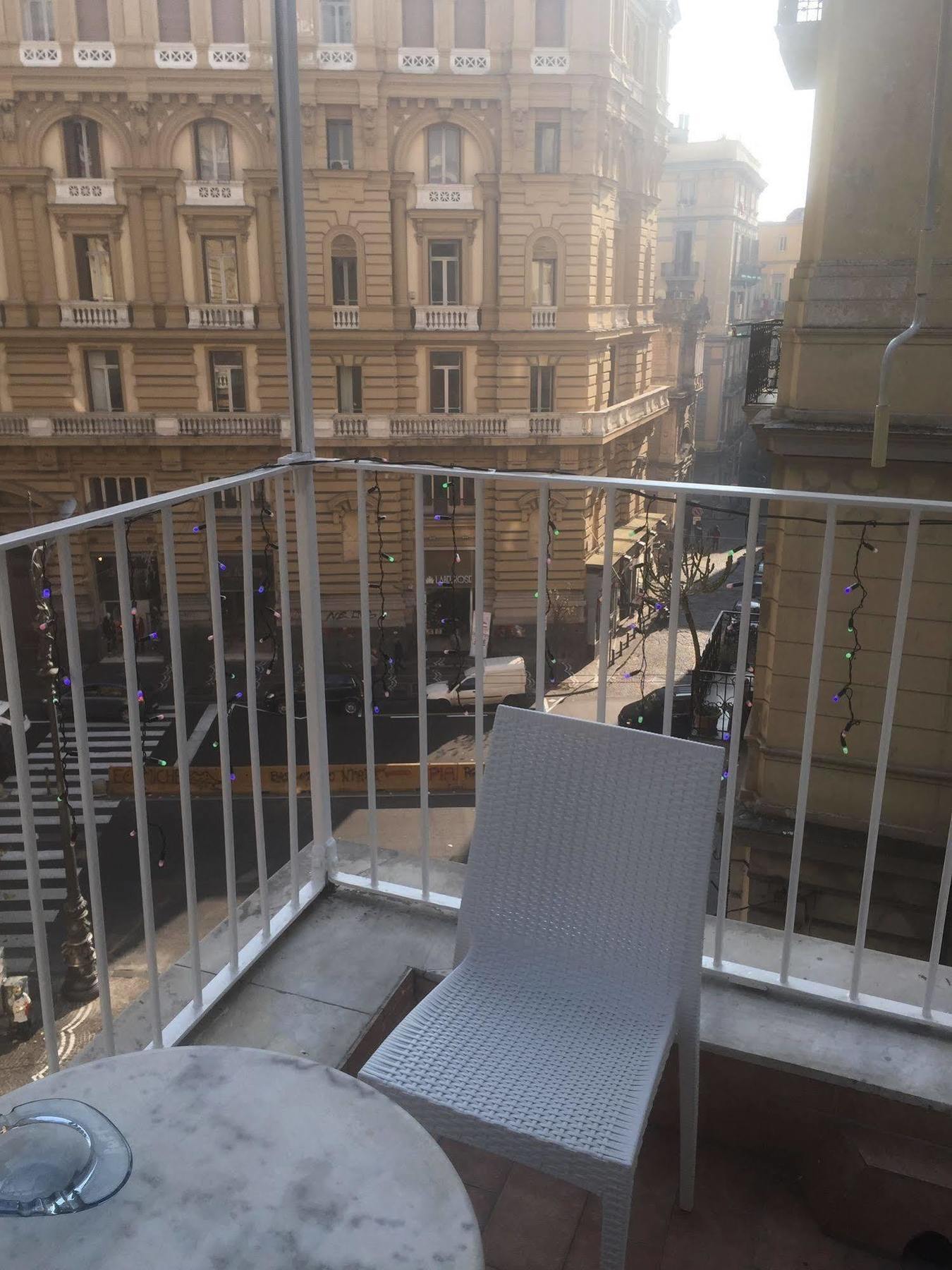 B&B Quattro Palazzi Napoli Centro Nápoles Exterior foto